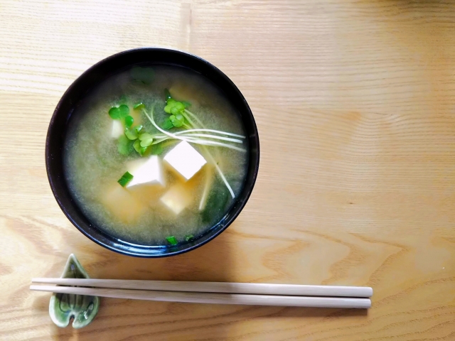 vegetarian dish, miso soup